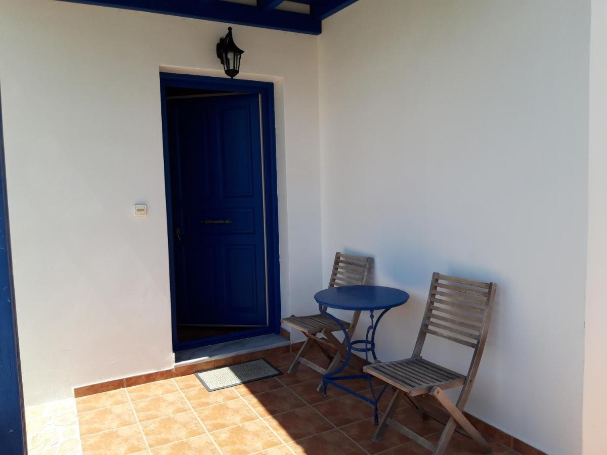 Akitos Maisonette *