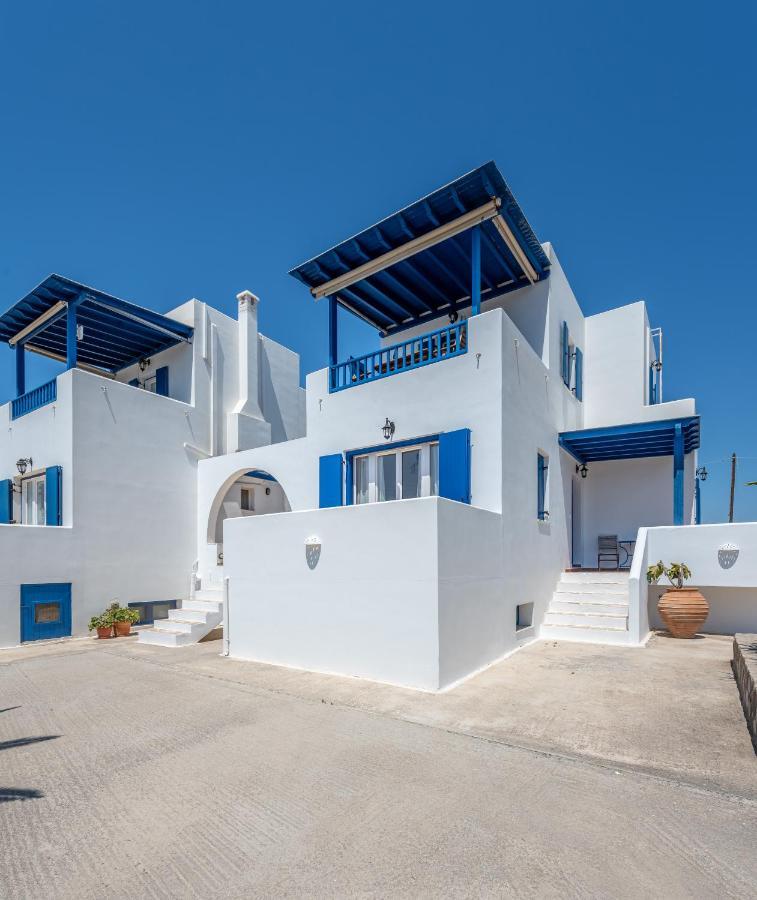 Akitos Maisonette *
