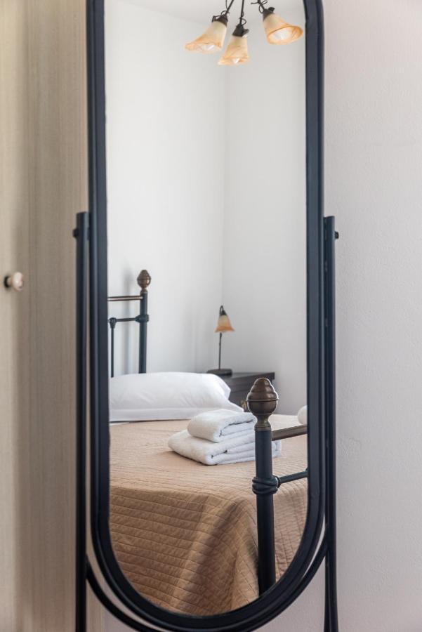 Akitos Maisonette Adamantas (Milos)